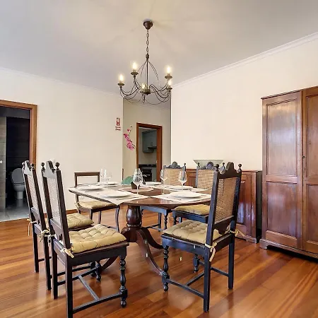 Daire Amarelo By Atlantic São Vicente