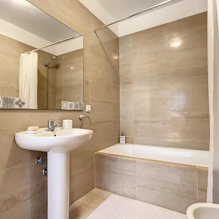 Amarelo By Atlantic Сан-Висенти