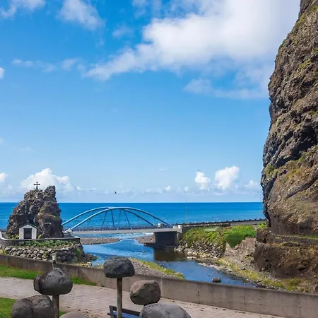 Amarelo By Atlantic * Sao Vicente (Madeira)
